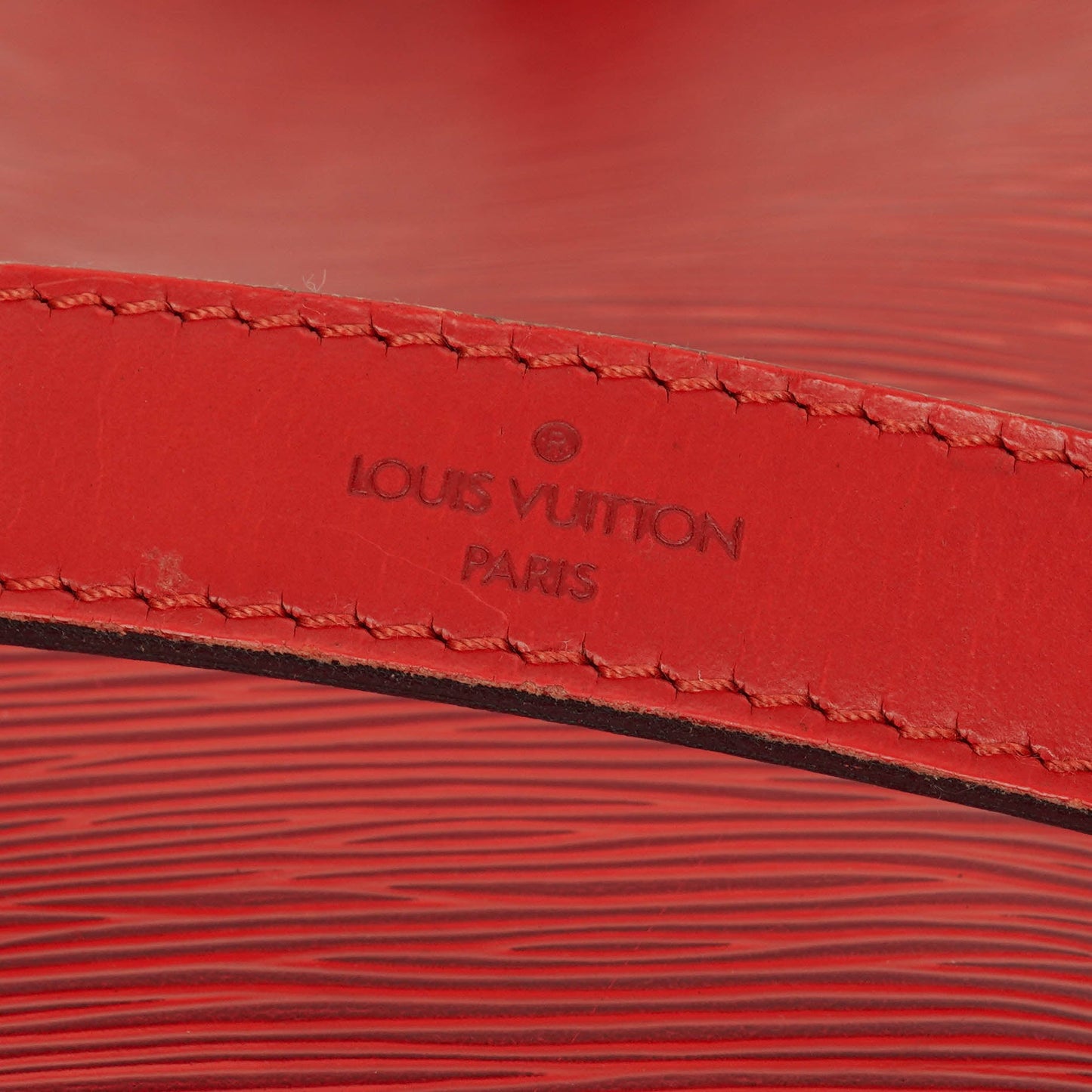 Louis Vuitton Noe Grande GM rote Epi Leder Schultertasche