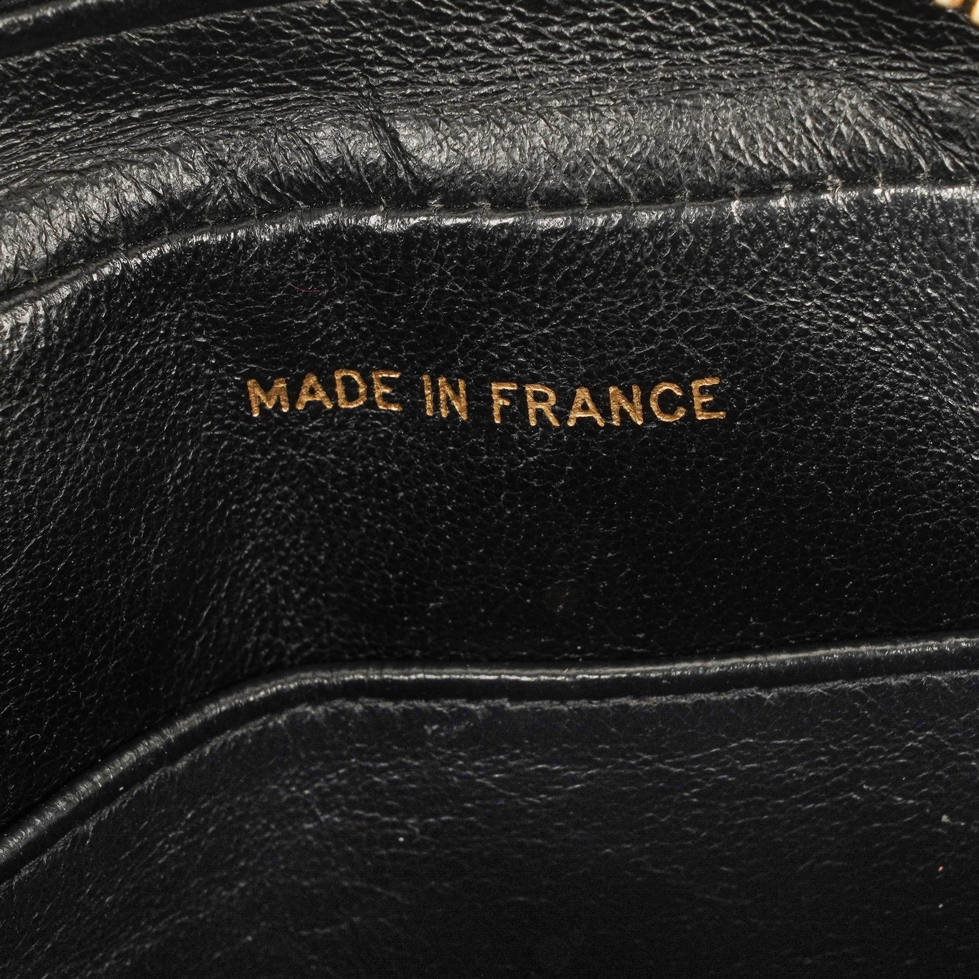 Chanel Vintage Camera Bag mit Fronttasche aus schwarzem gestepptem Leder mit 24K vergoldeter Hardware