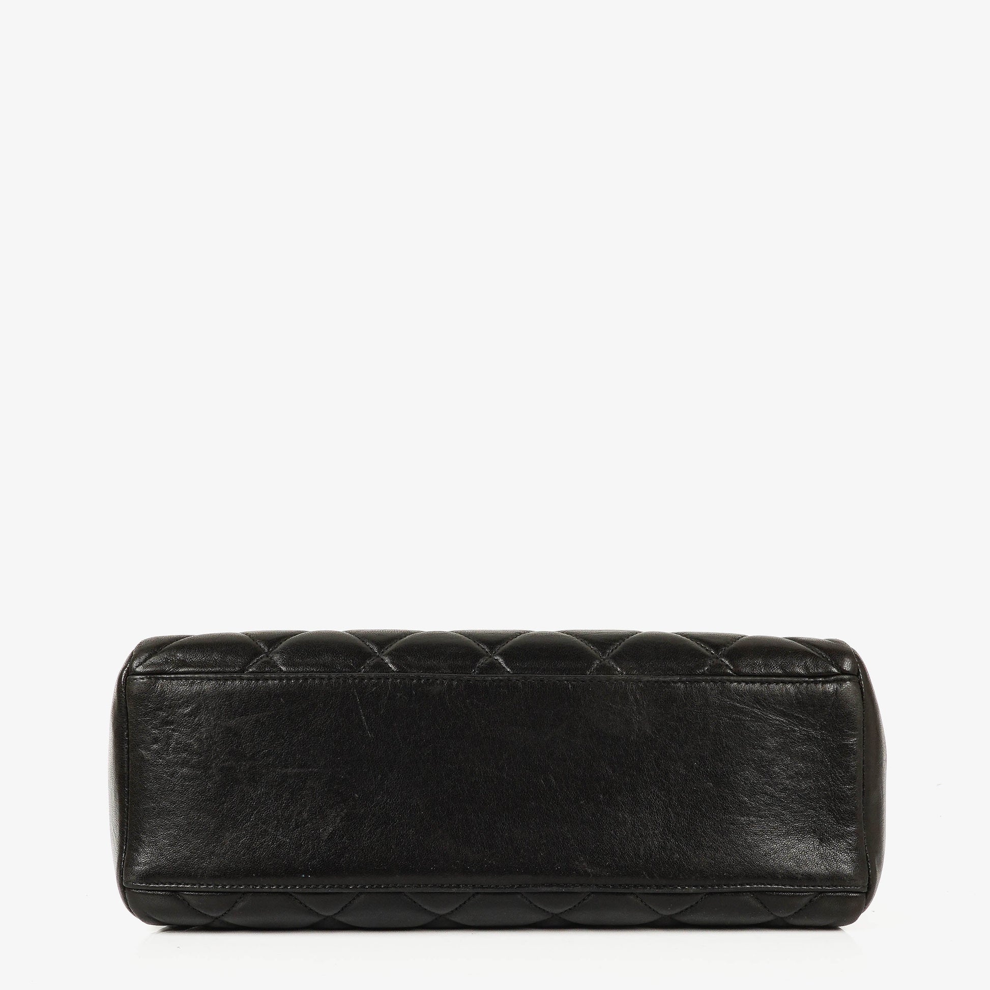 Chanel Vintage Camera Bag mit Fronttasche aus schwarzem gestepptem Leder mit 24K vergoldeter Hardware