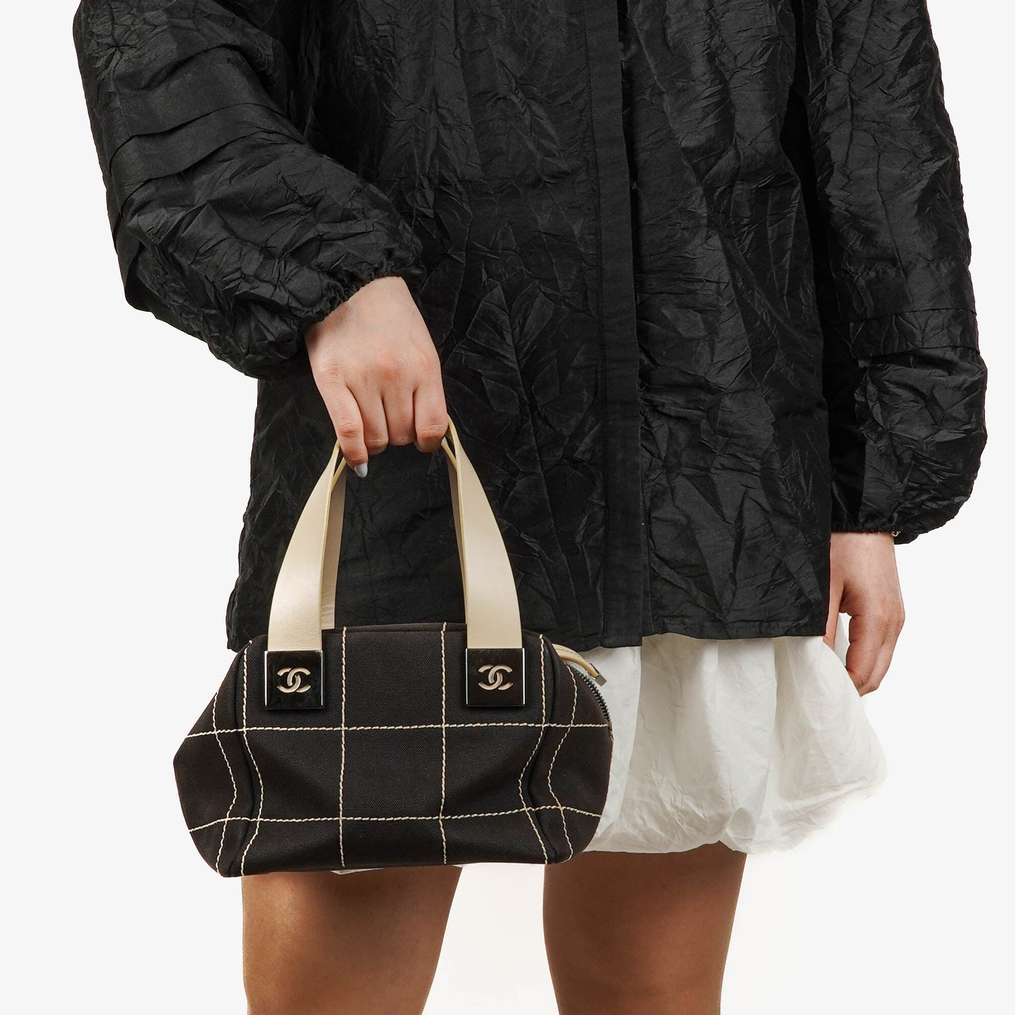 Chanel Boston Tasche aus schokoladenfarbenem Canvas mit braunen Nähten
