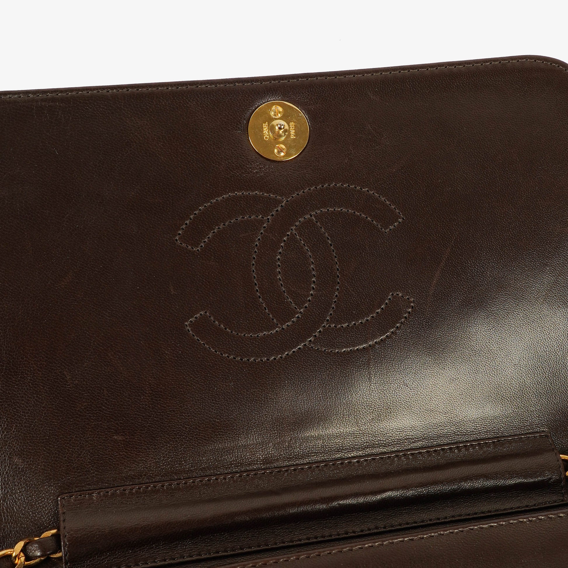 Chanel Classic Full Flap Tasche aus braunem gestepptem Lammleder mit 24K vergoldeter Hardware