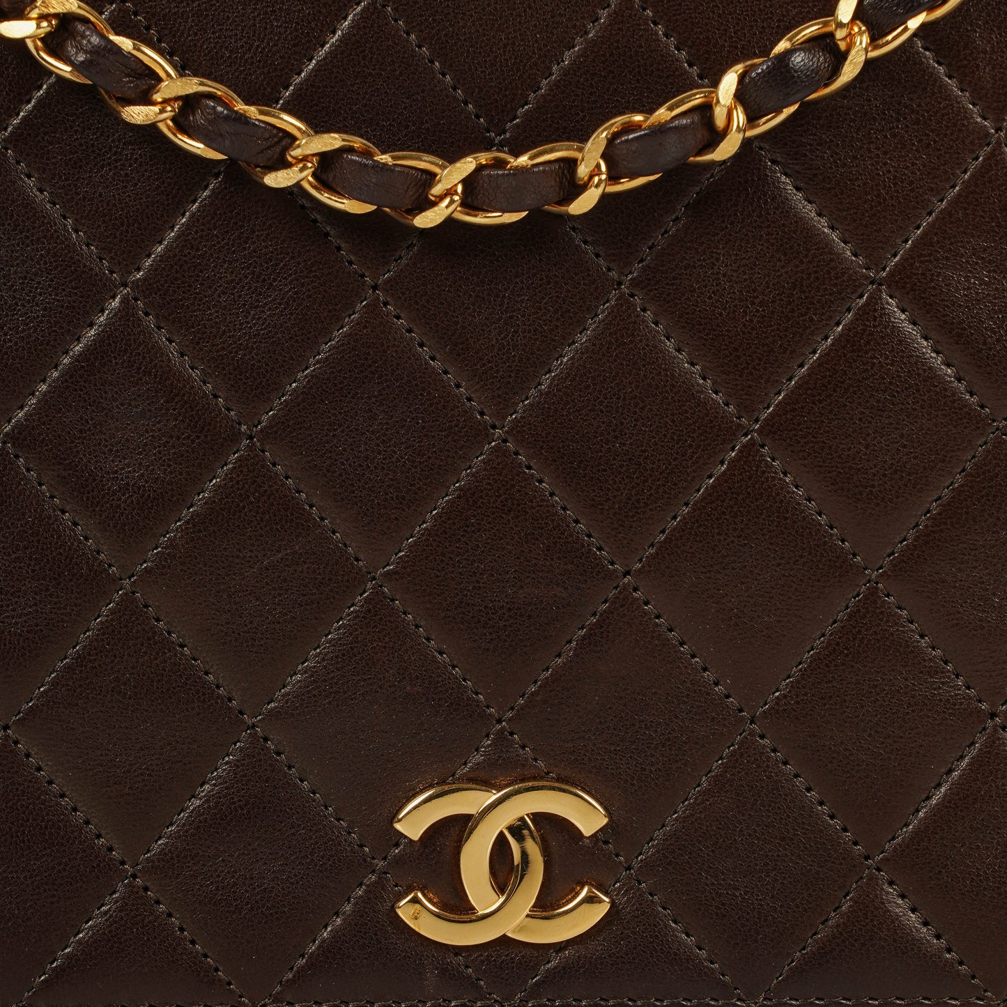 Chanel Classic Full Flap Tasche aus braunem gestepptem Lammleder mit 24K vergoldeter Hardware