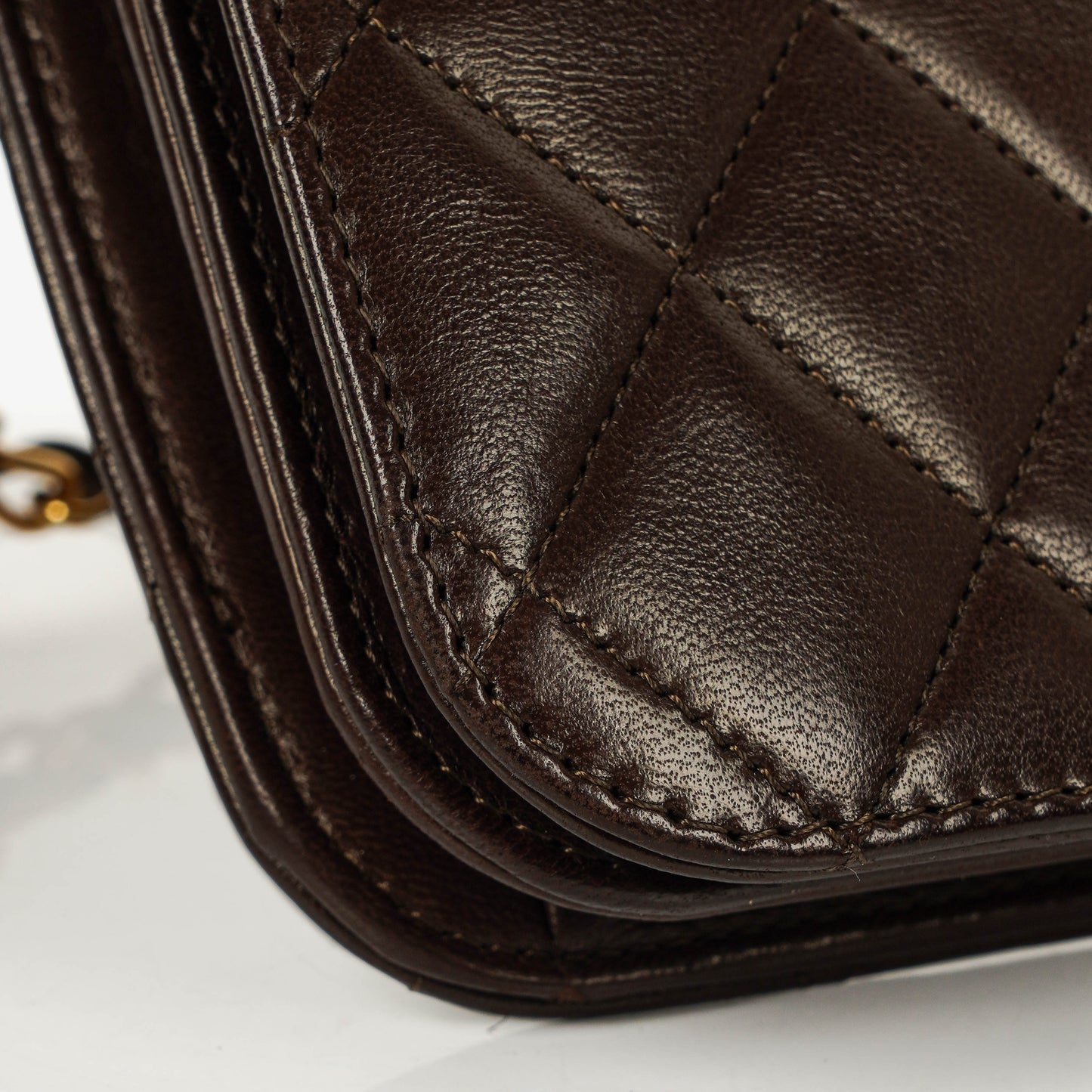 Chanel Classic Full Flap Tasche aus braunem gestepptem Lammleder mit 24K vergoldeter Hardware