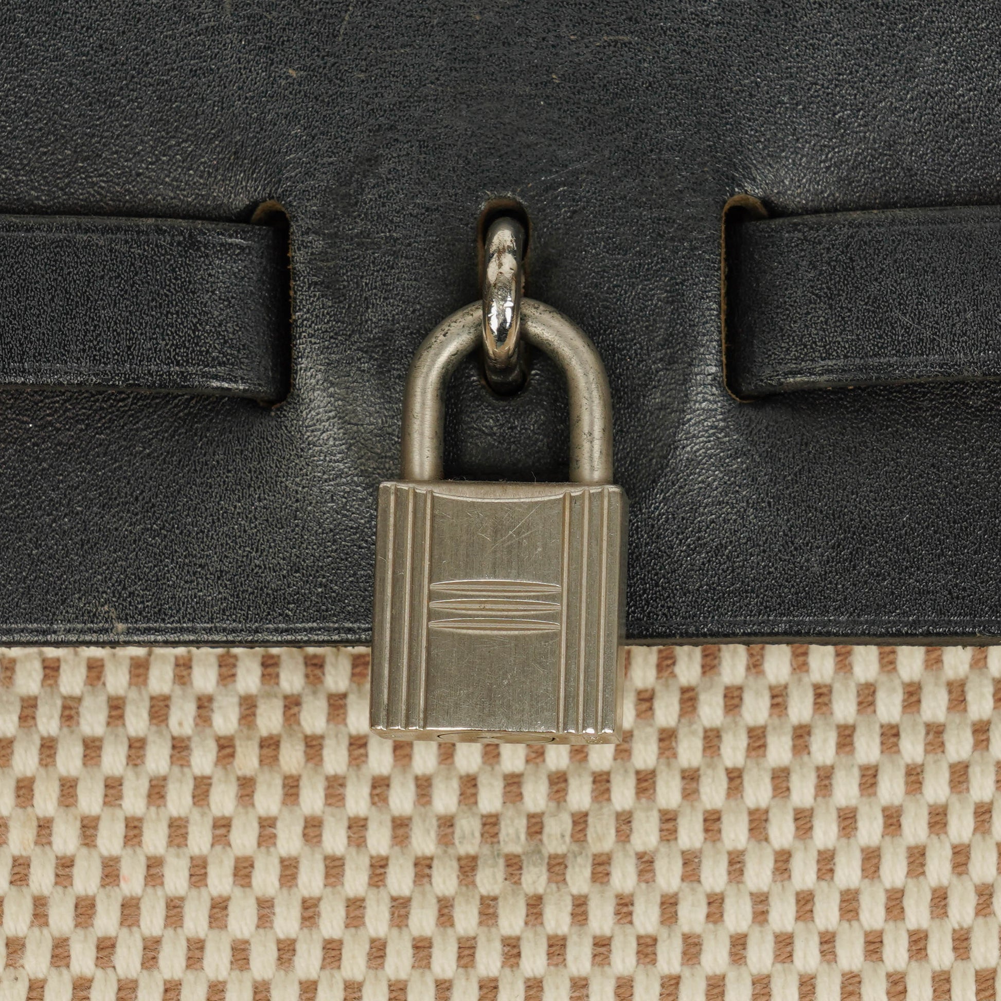 Hermès Herbag PM 2-in-1 Tasche aus Vache Hunter Criss Viking in Natur/Schwarz