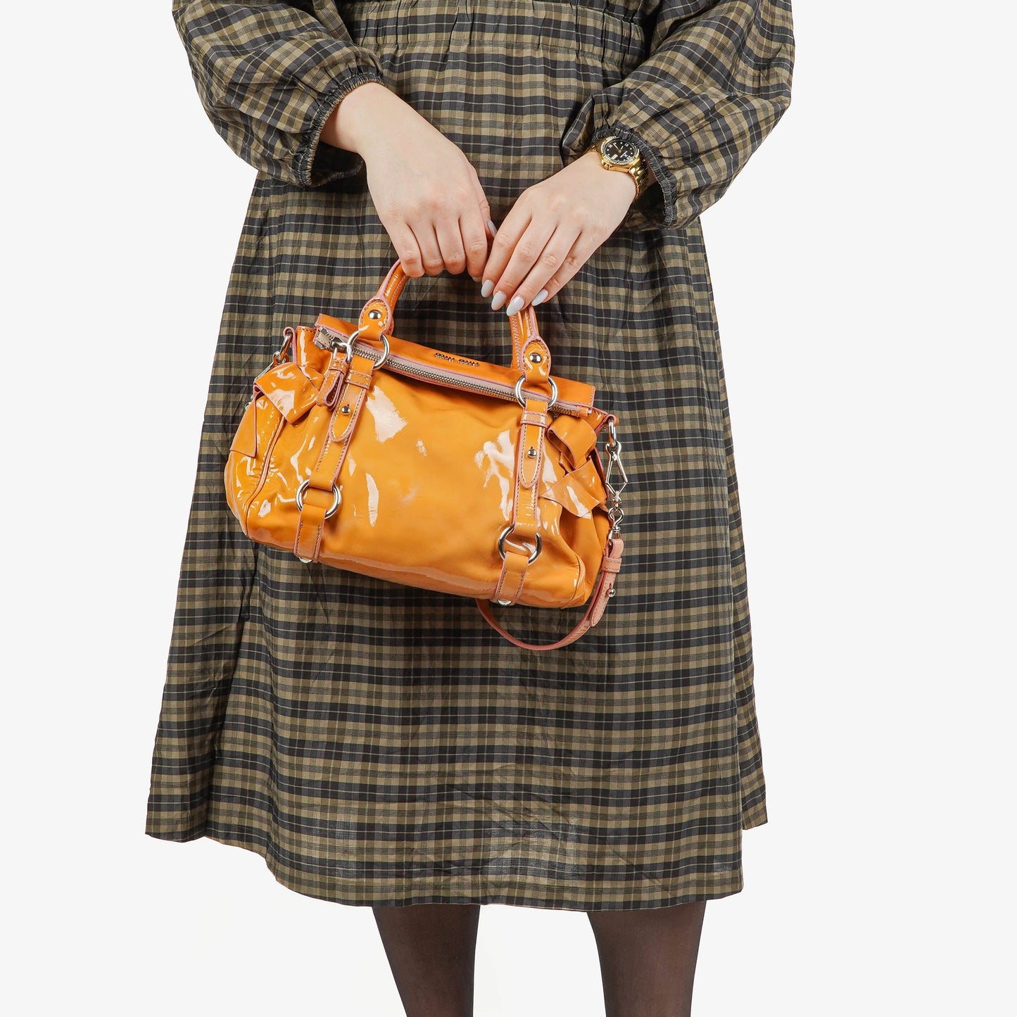 Miu Miu Schleifen-Satchel-Tasche aus Lackleder