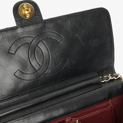 Chanel Classic Single Flap Tasche aus gestepptem Lammleder mit 24K vergoldeter Hardware