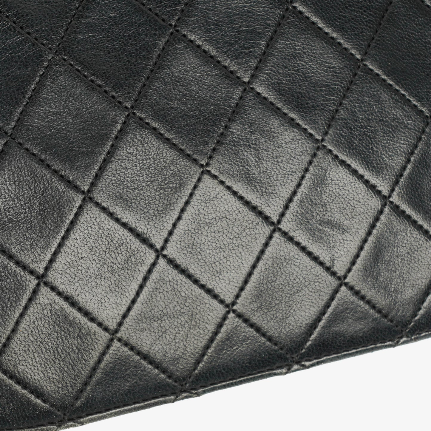 Chanel Classic Single Flap Tasche aus gestepptem Lammleder mit 24K vergoldeter Hardware