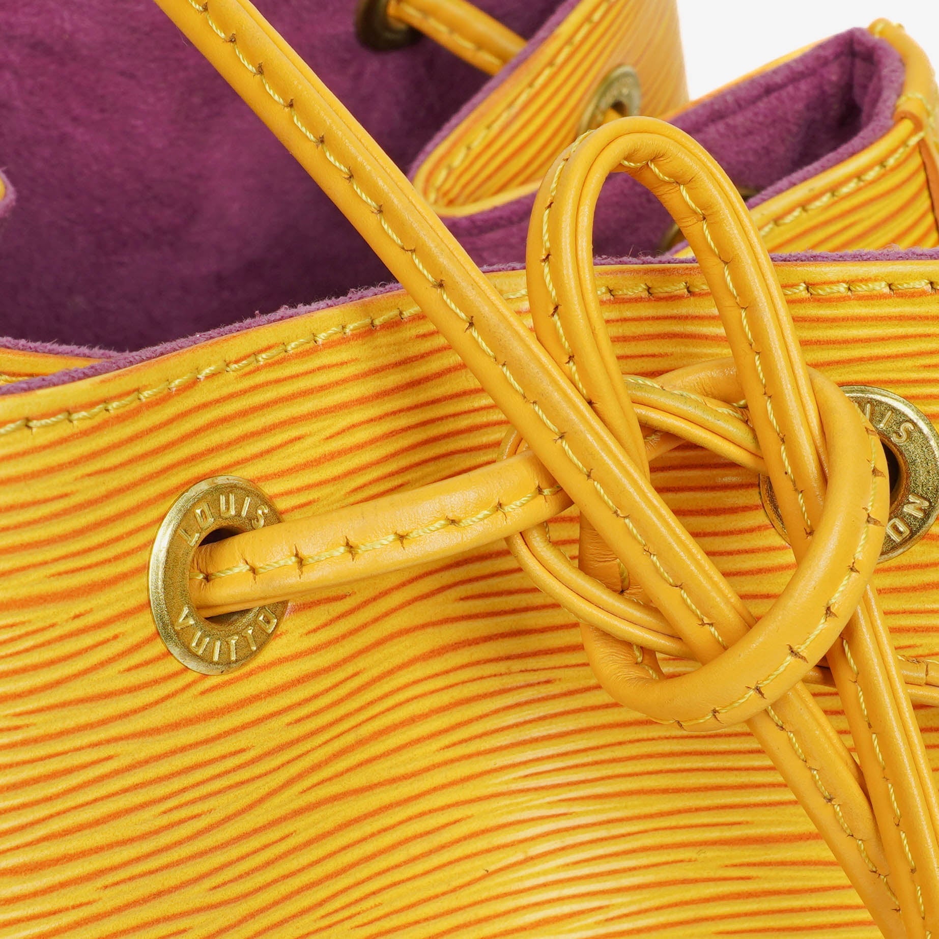 Louis Vuitton Petit Noe Schultertasche aus gelbem Epi Leder