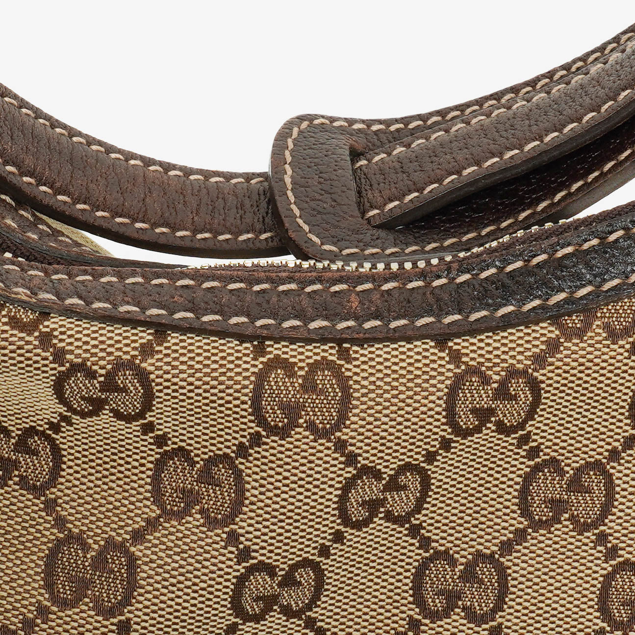 Gucci Small Princy Schultertasche aus Monogram GG Canvas in Beige und Ebony