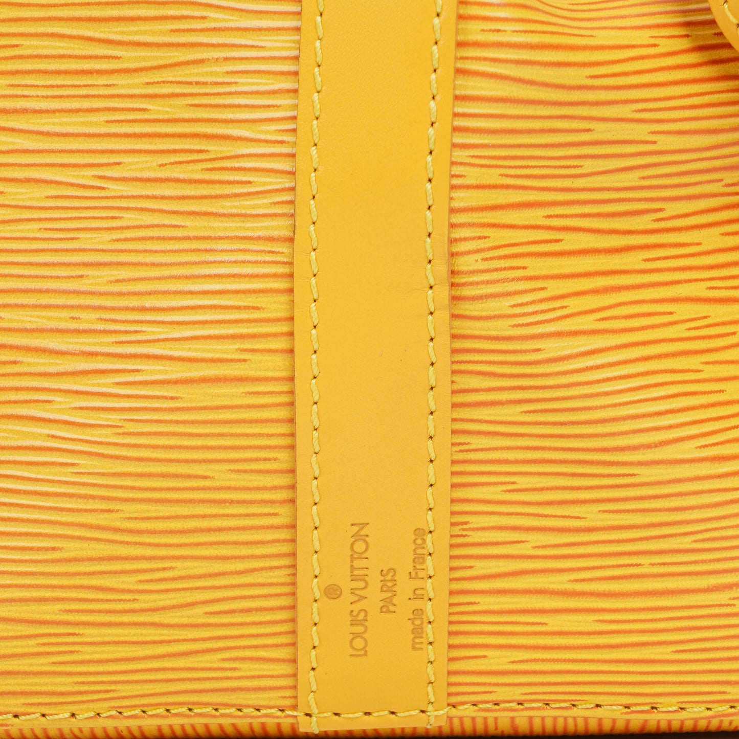 Louis Vuitton Petit Noe Schultertasche aus gelbem Epi-Leder