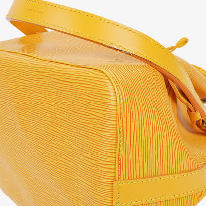 Louis Vuitton Petit Noe Schultertasche aus gelbem Epi-Leder