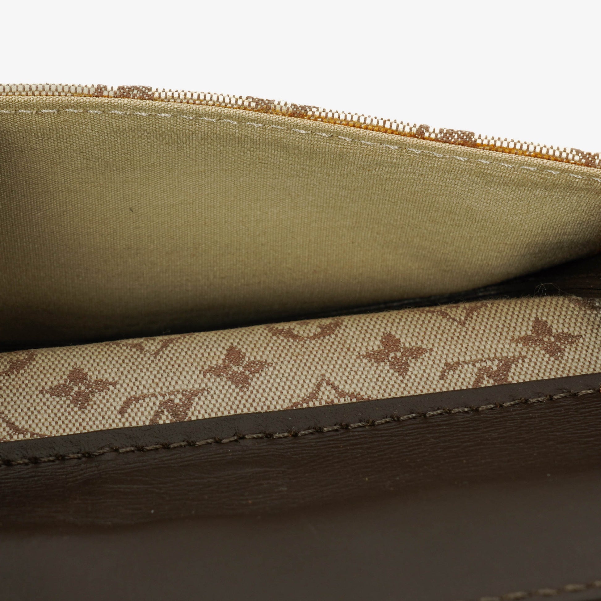 Louis Vuitton Juliette Crossbody Bag aus Monogram Mini Lin