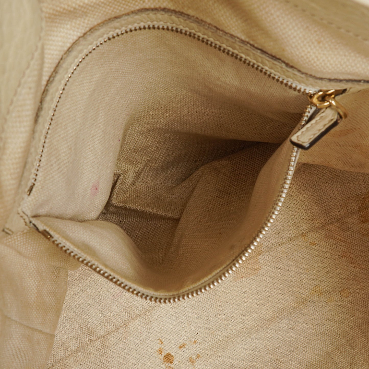 Gucci Soho Tote Bag aus neutralem Leder