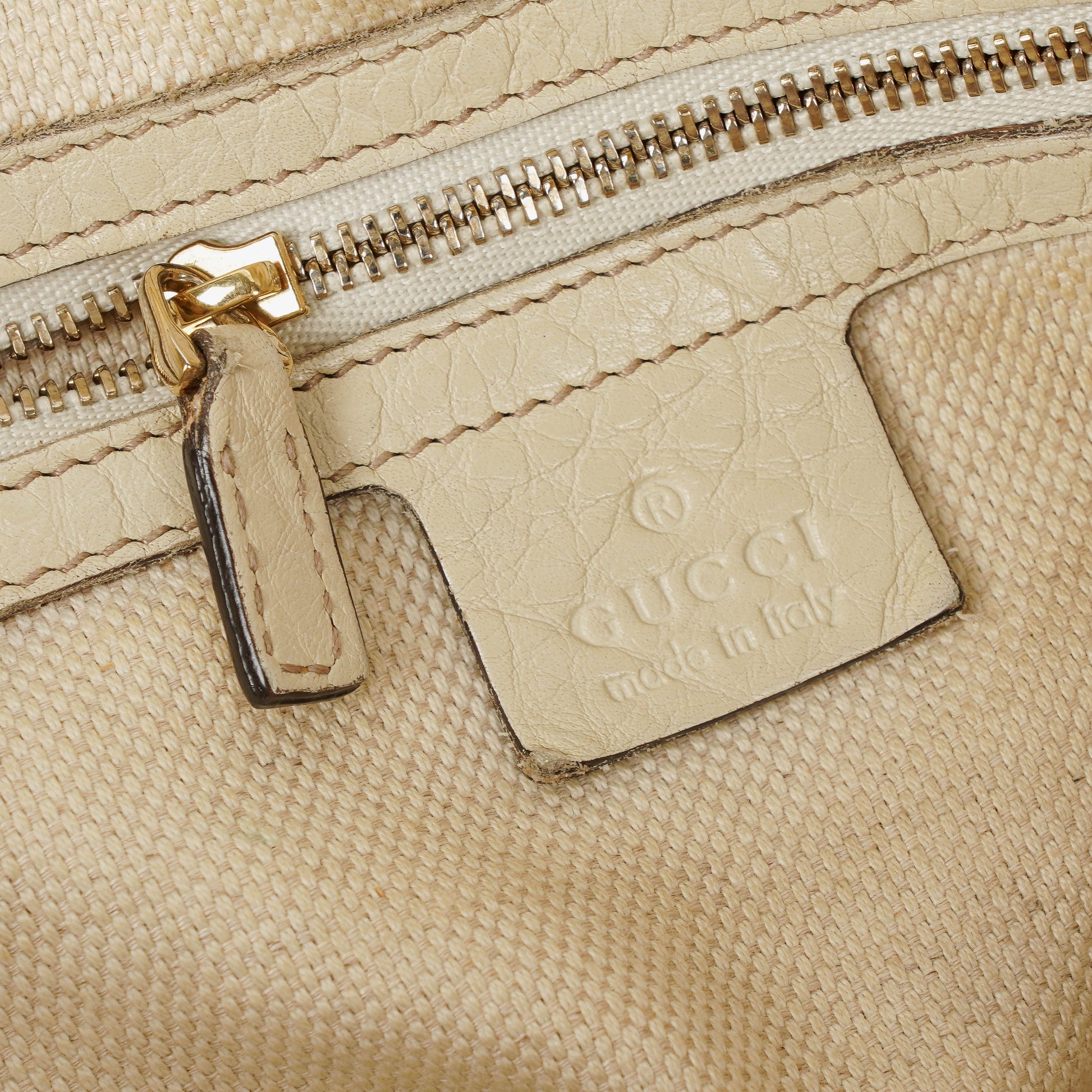 Gucci Soho Tote Bag aus neutralem Leder