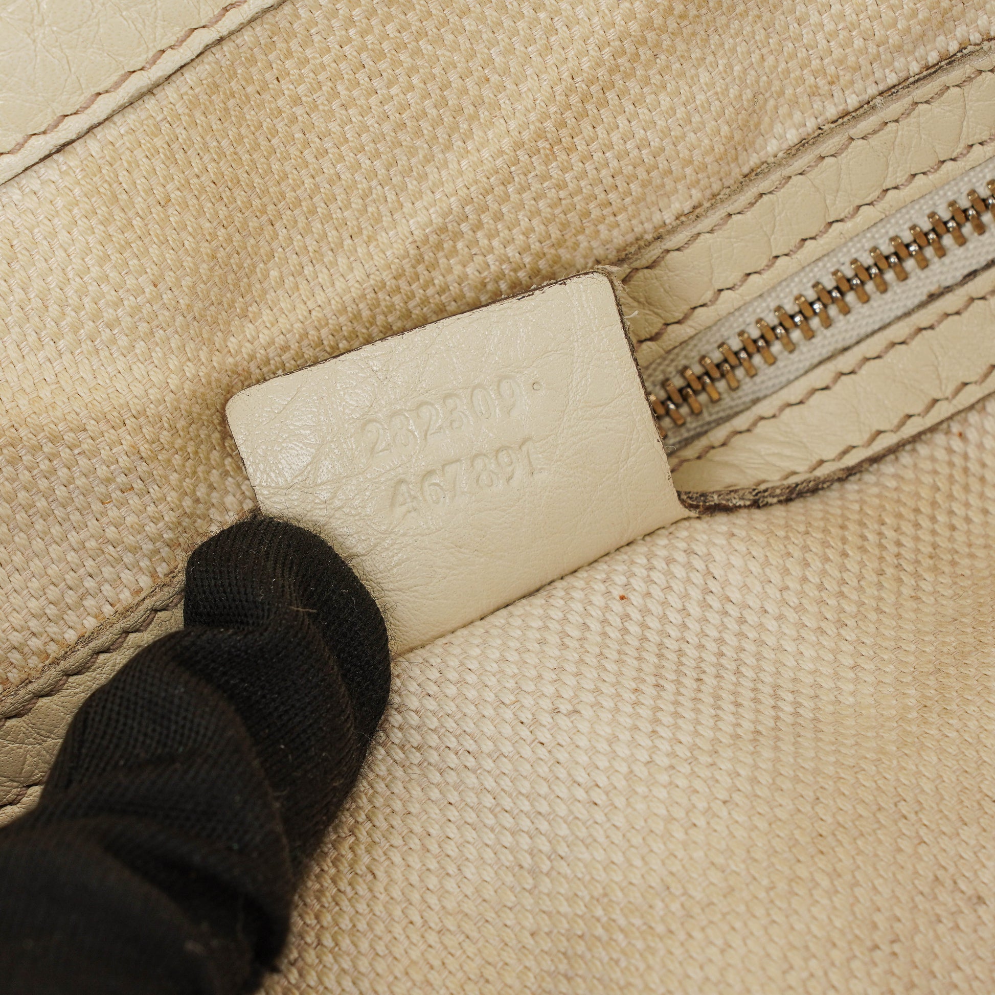 Gucci Soho Tote Bag aus neutralem Leder