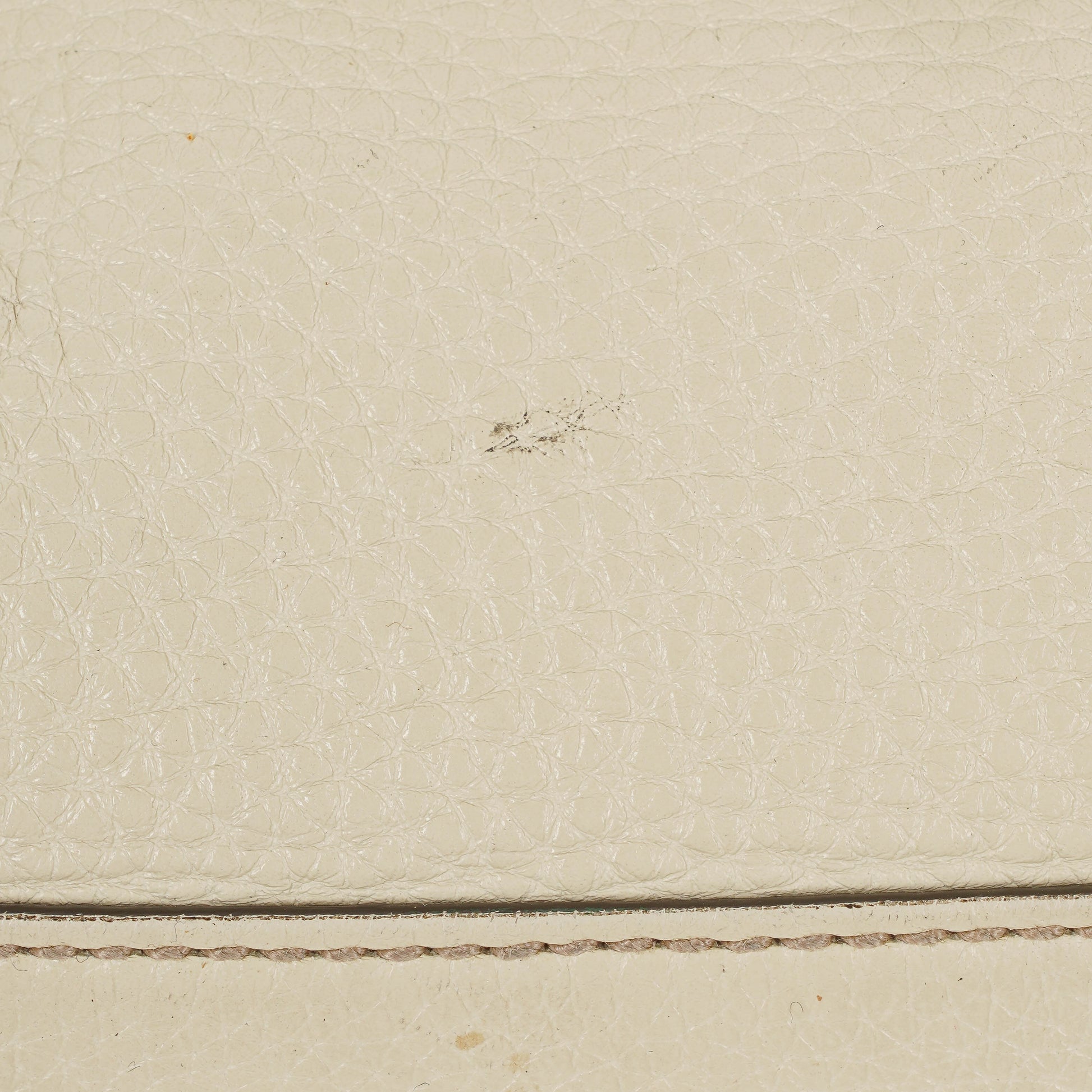 Gucci Soho Tote Bag aus neutralem Leder