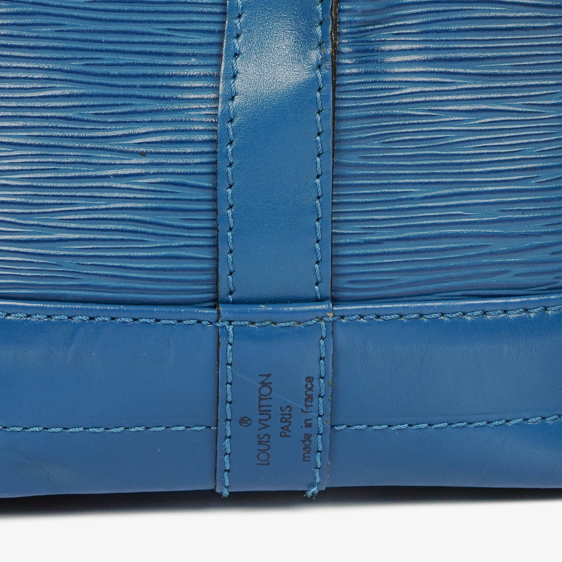 Louis Vuitton Noe Grande GM Schultertasche aus blauem Epi-Leder