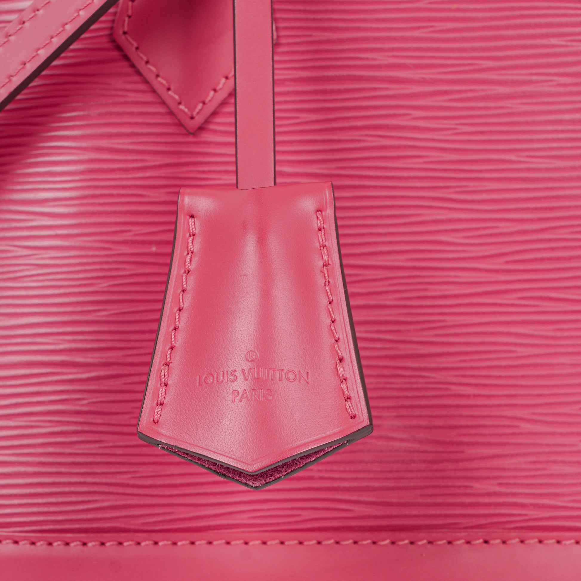 Louis Vuitton Alma BB Handtasche aus Pivoine Epi-Leder