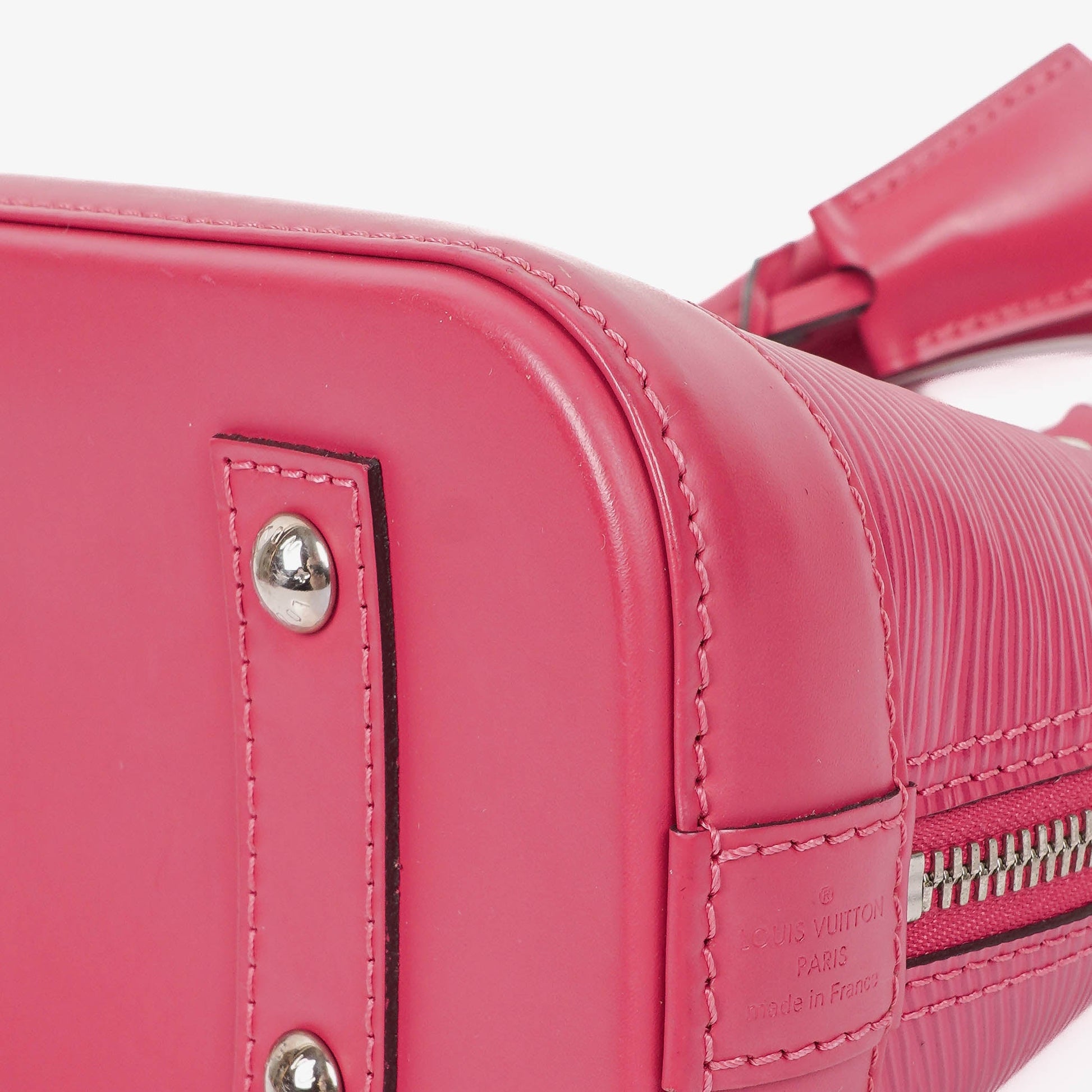 Louis Vuitton Alma BB Handtasche aus Pivoine Epi-Leder
