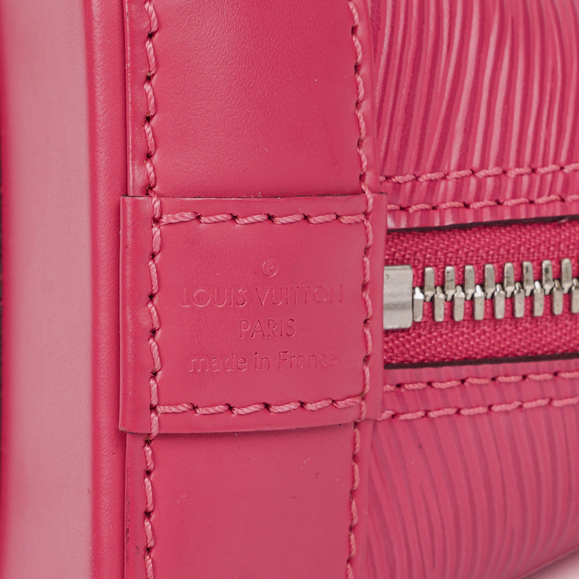 Louis Vuitton Alma BB Handtasche aus Pivoine Epi-Leder