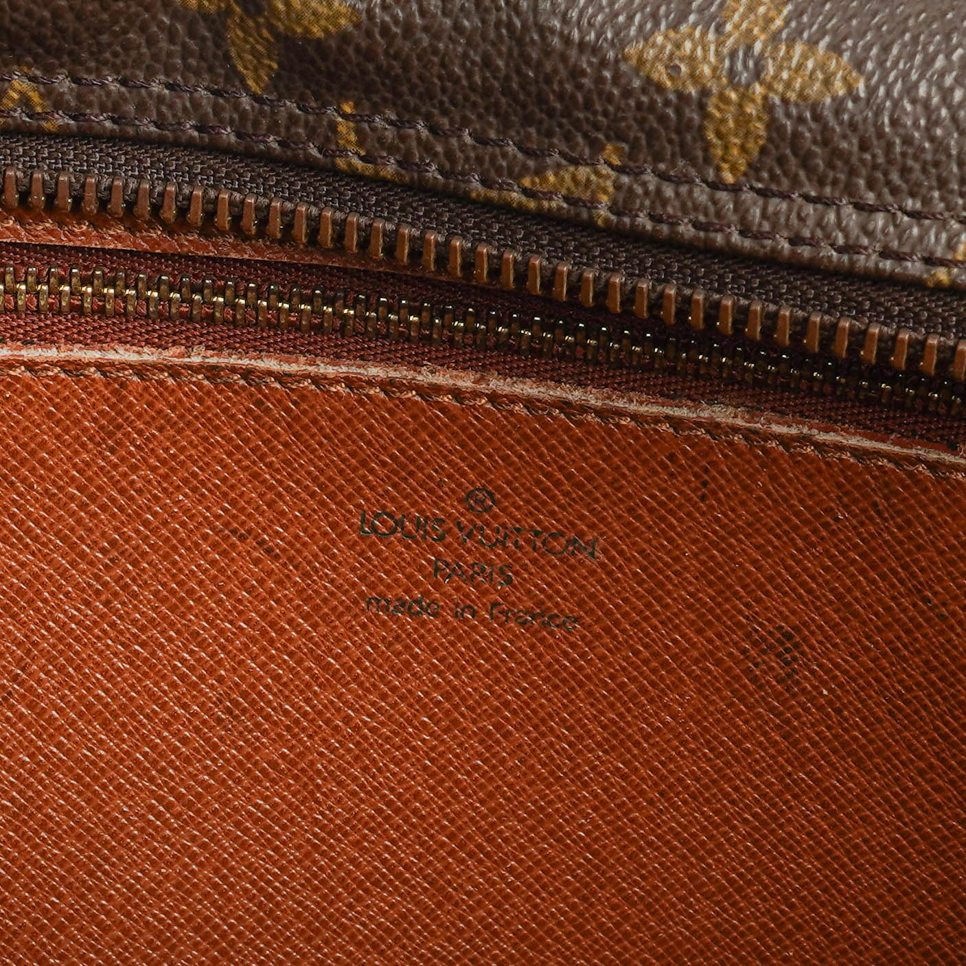 Louis Vuitton Trocadero 30 aus Monogram Canvas