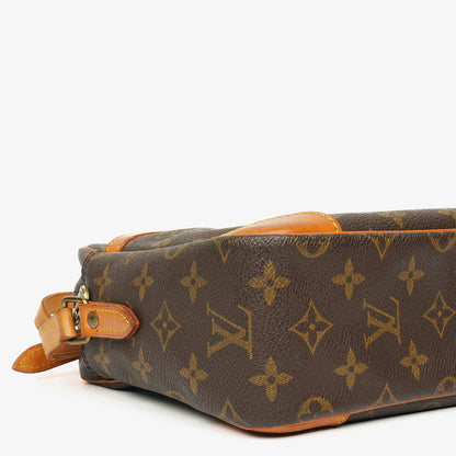 Louis Vuitton Trocadero 30 aus Monogram Canvas
