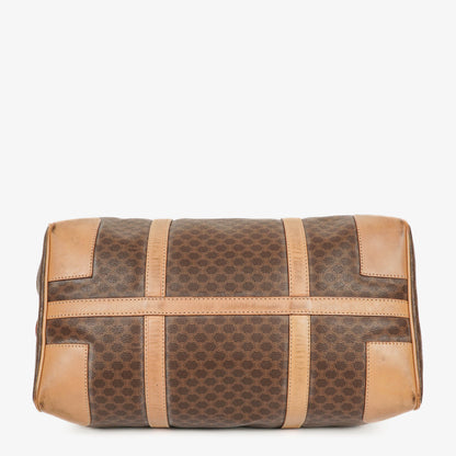 Celine Vintage Macadam Triomphe Reisetasche in Braun