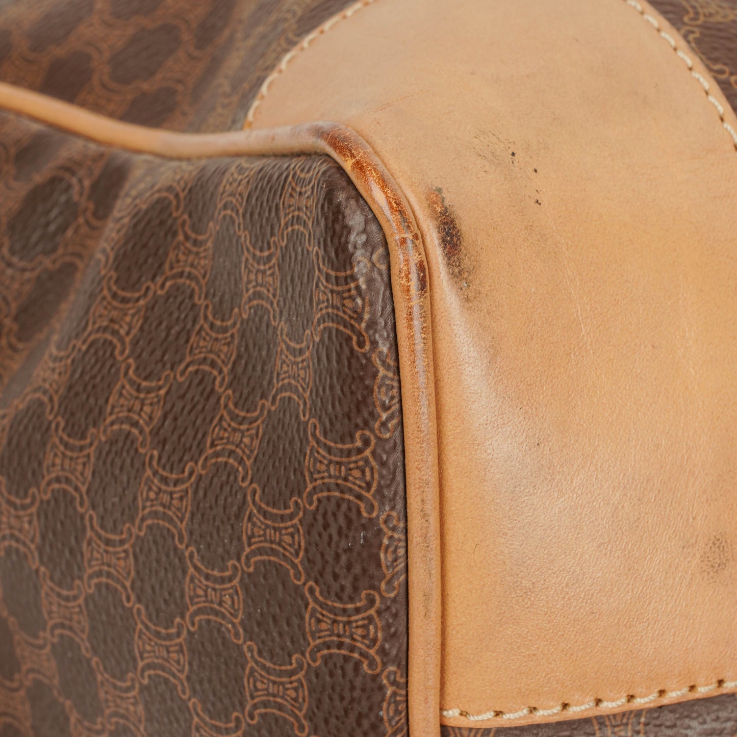 Celine Vintage Macadam Triomphe Reisetasche in Braun