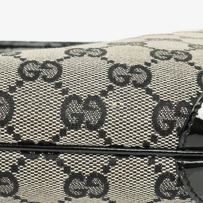 Gucci Hobo Bag aus schwarzem Lackleder mit geflochtenem Henkel und Ring