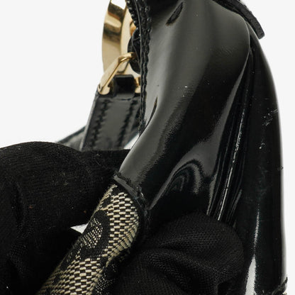 Gucci Hobo Bag aus schwarzem Lackleder mit geflochtenem Henkel und Ring