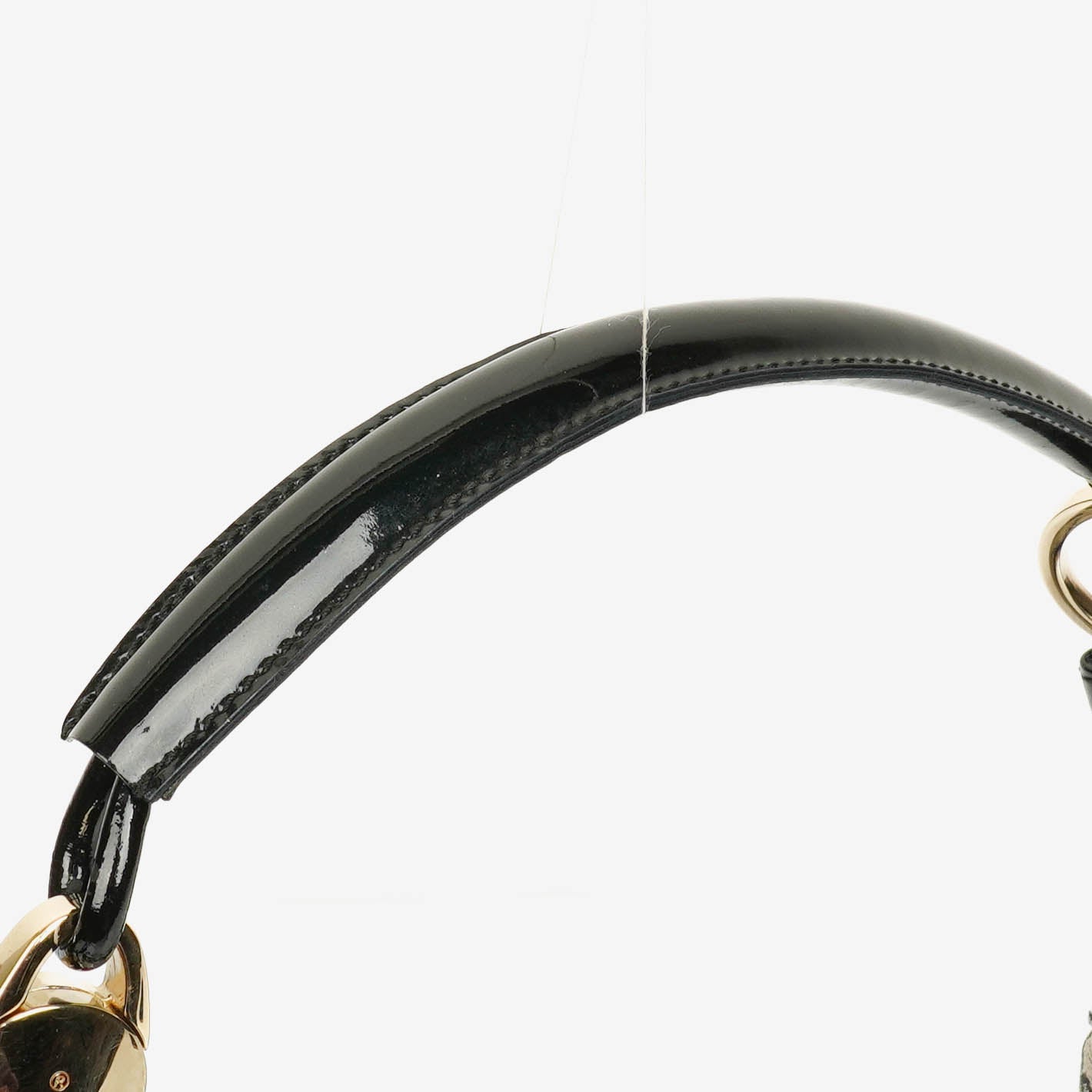 Gucci Hobo Bag aus schwarzem Lackleder mit geflochtenem Henkel und Ring