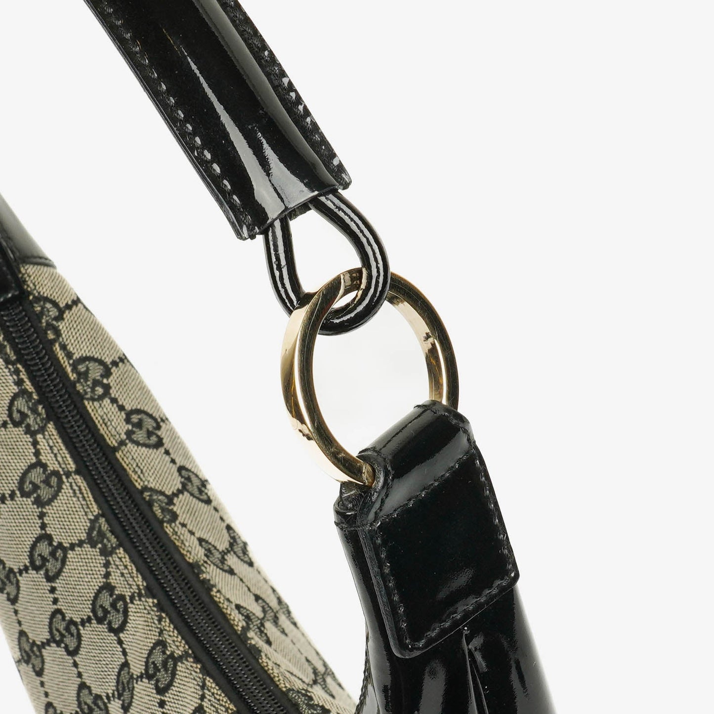 Gucci Hobo Bag aus schwarzem Lackleder mit geflochtenem Henkel und Ring