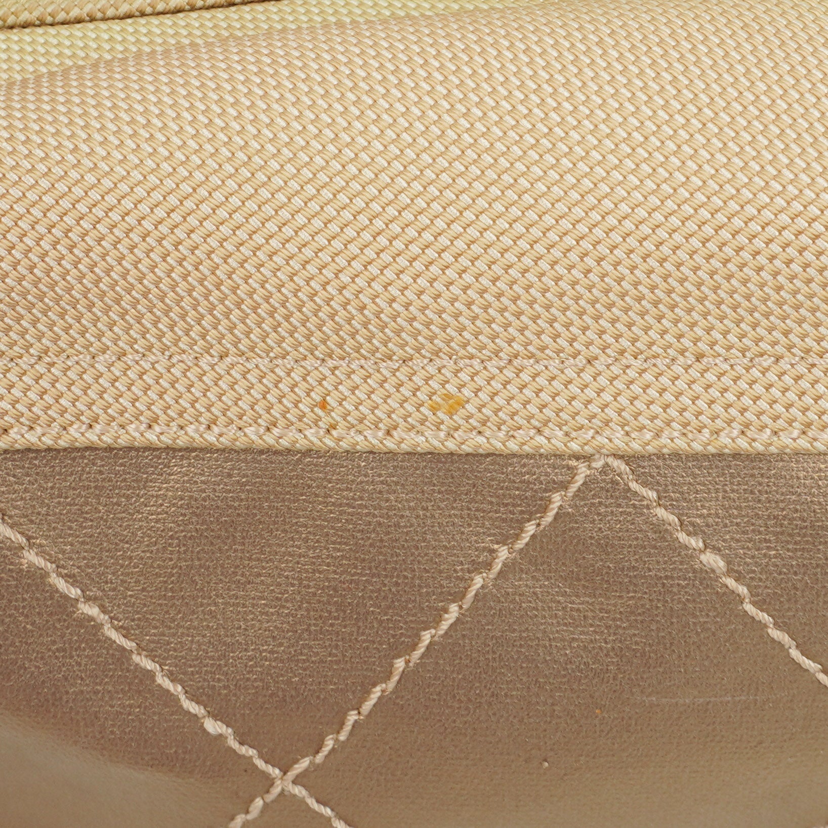 Chanel Paris-Biarritz Hobo-Tasche