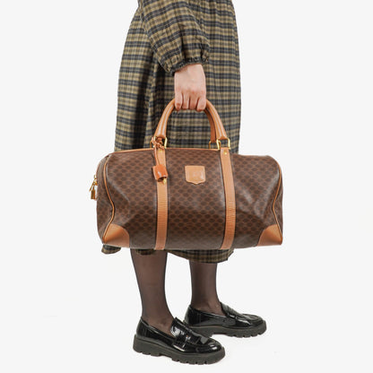Celine Vintage Macadam Triomphe Reisetasche in Braun