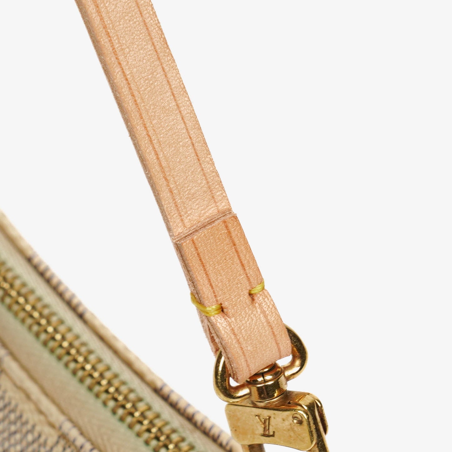 Louis Vuitton Pochette Accessoires Clutch aus Damier Azur Canvas