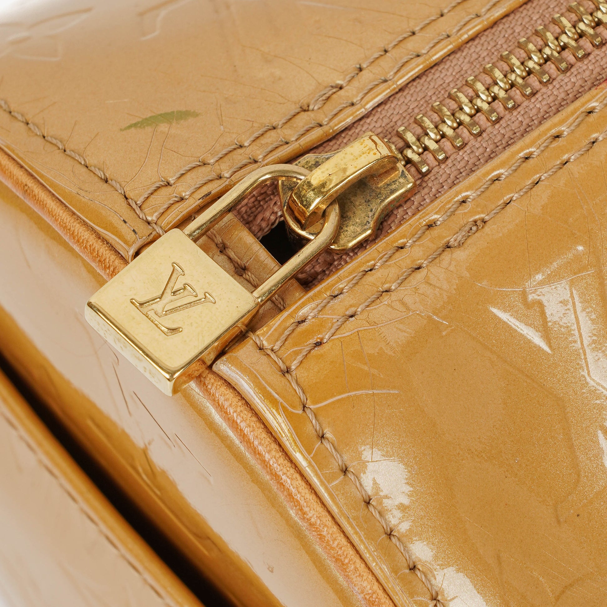 Louis Vuitton Papillon 30 Bedford Tasche aus Monogram Vernis Leder
