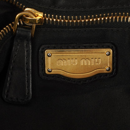 Miu Miu Coffer Matelassé Hobo Tasche aus schwarzem Leder