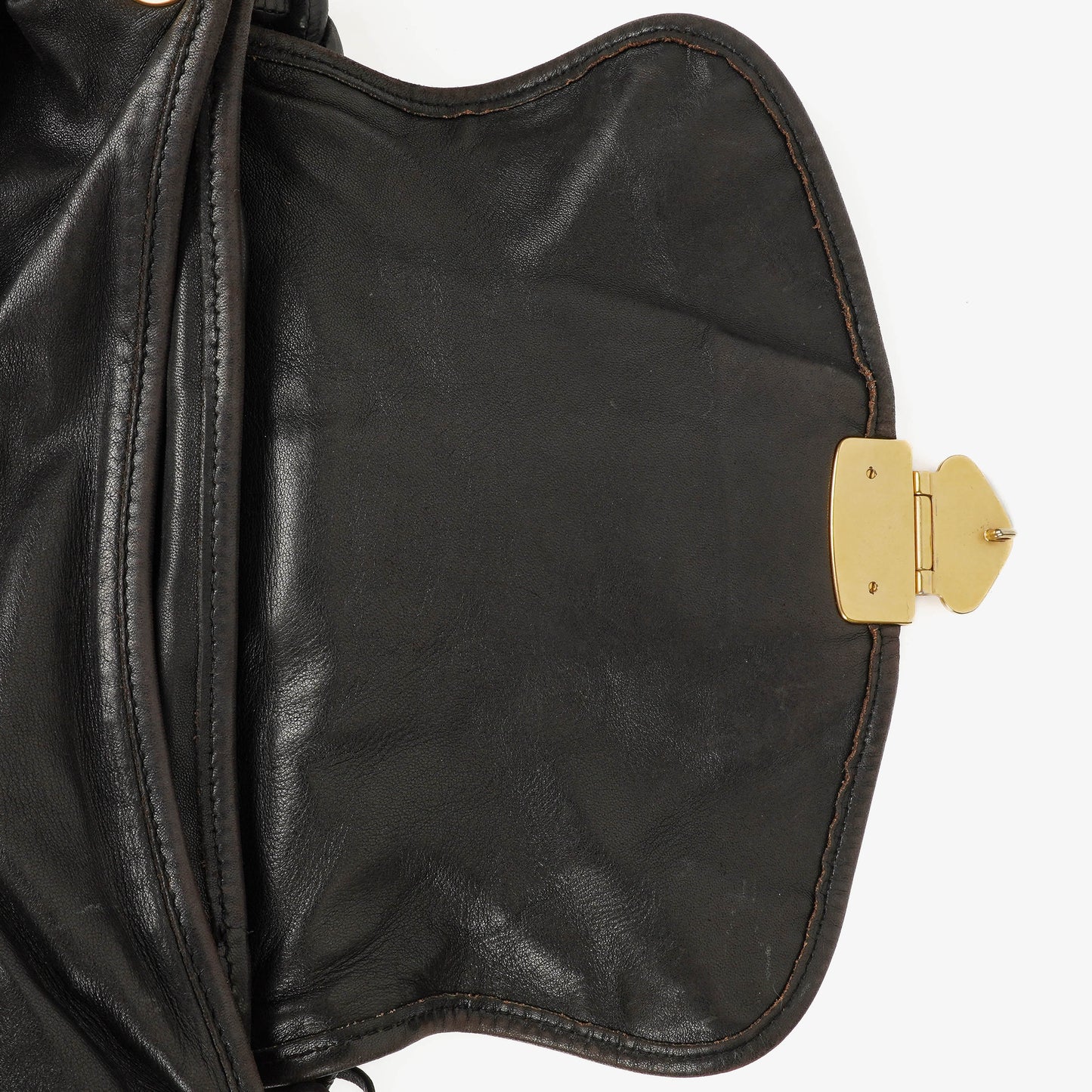 Miu Miu Coffer Matelassé Hobo Tasche aus schwarzem Leder