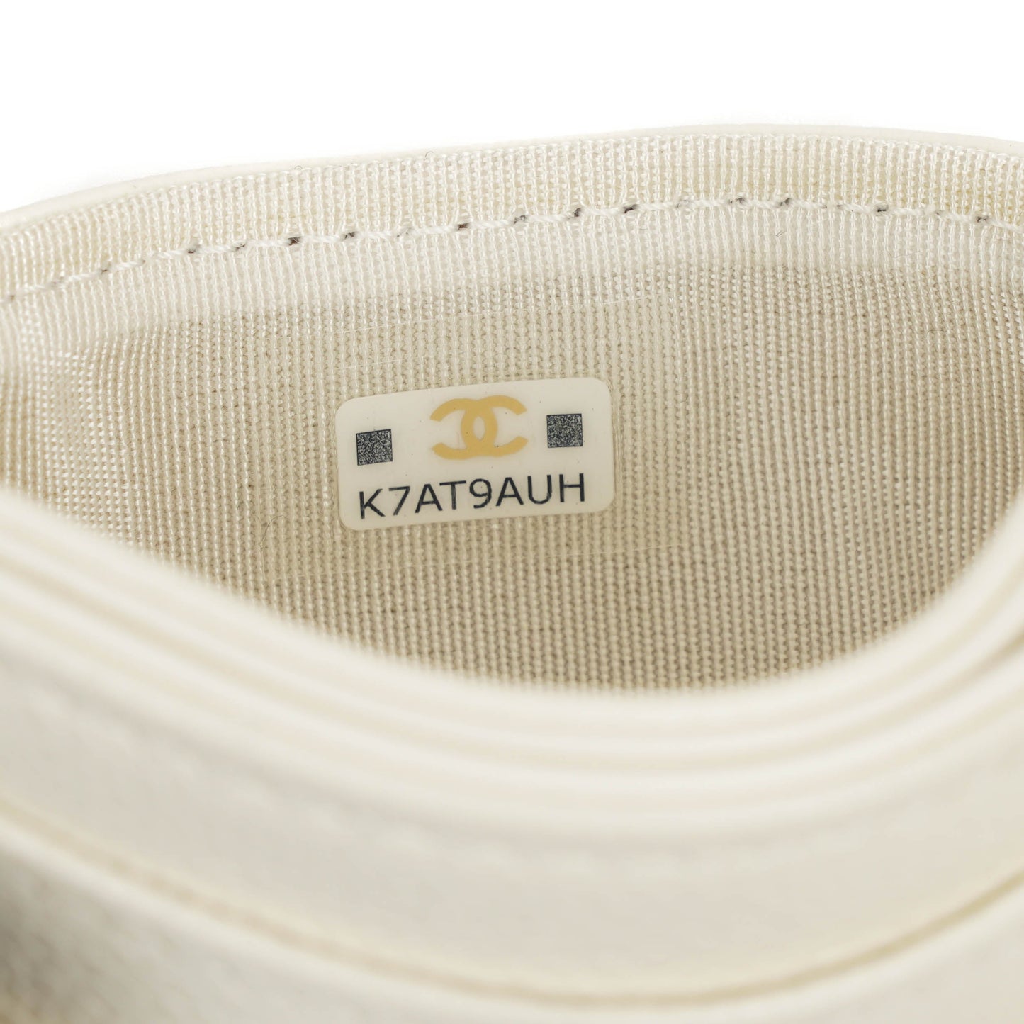 Chanel Boy Kartenetui aus weißem gestepptem Caviar-Leder