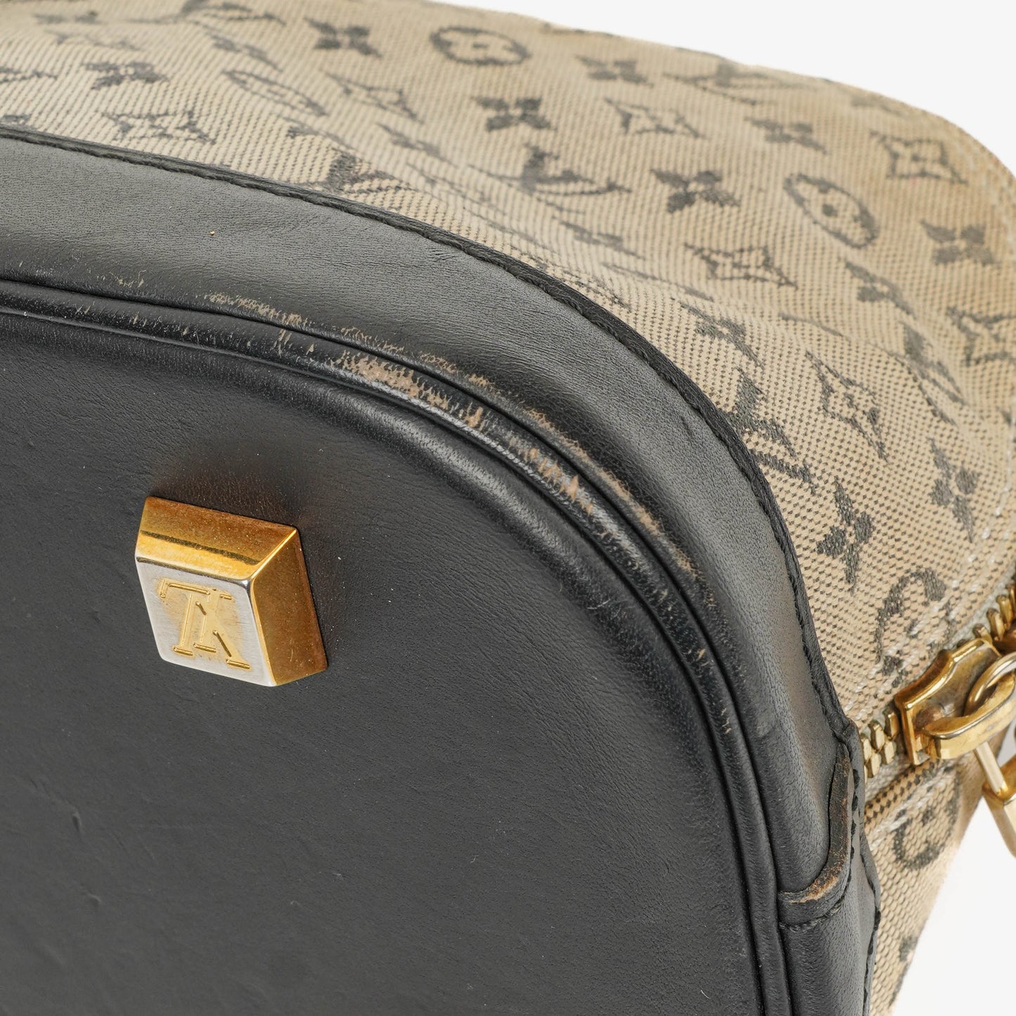 Louis Vuitton Mini Alma Long Handtasche mit blauem Monogramm
