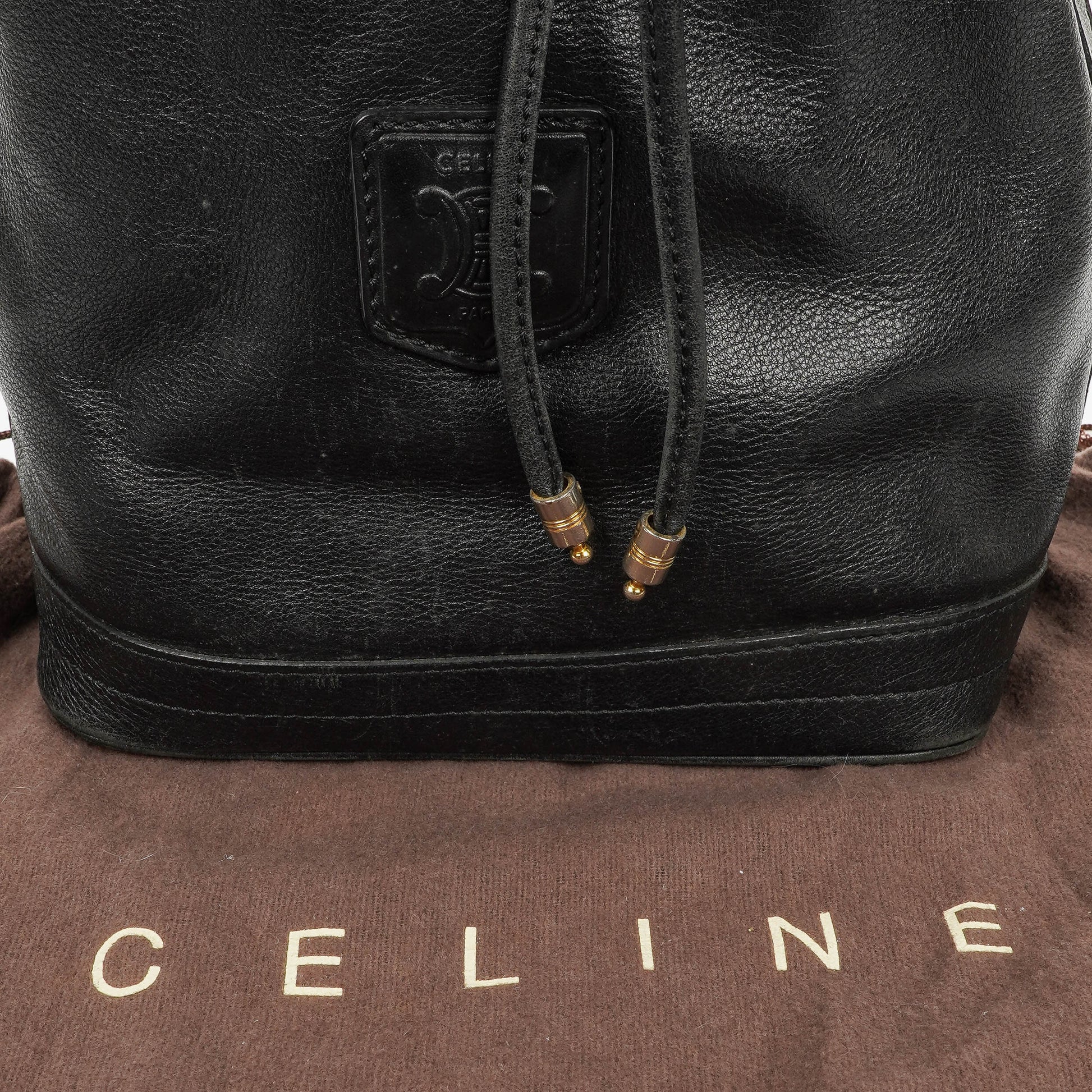 Céline Bucket Bag aus schwarzem Leder mit Kordelzug