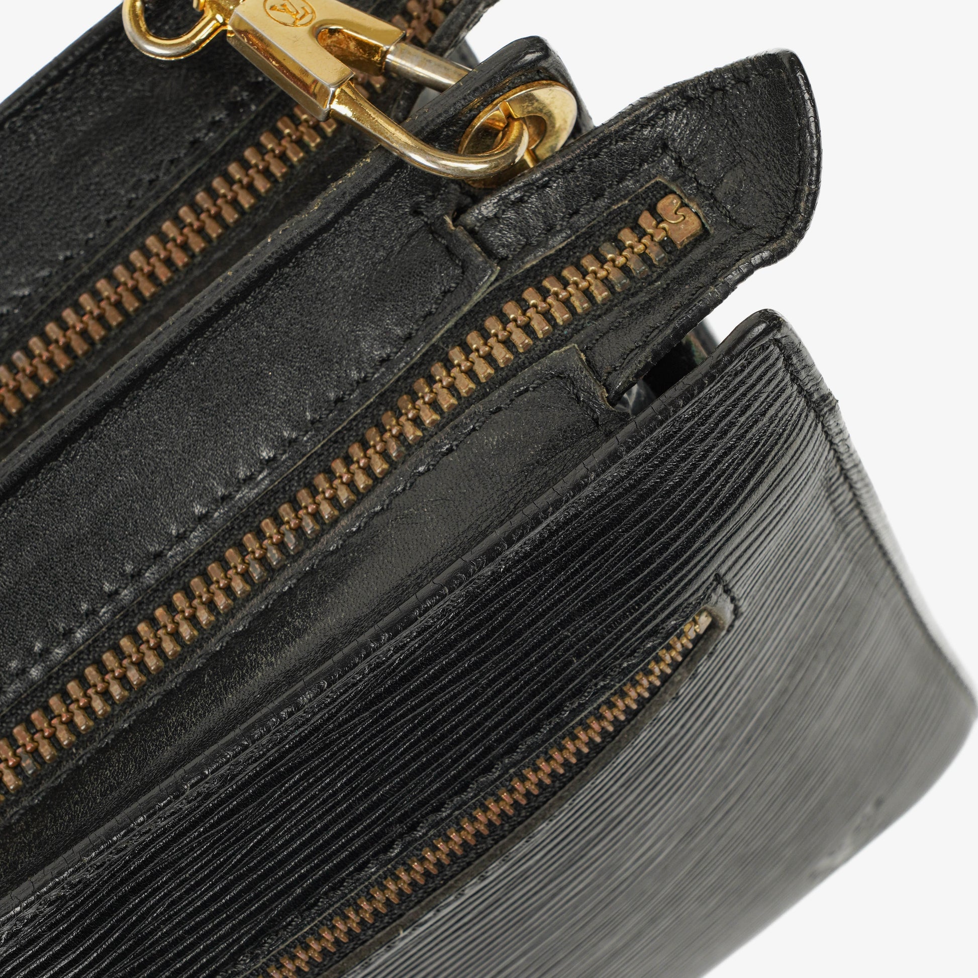 Louis Vuitton Monogram Enghien Schultertasche aus schwarzem Epi-Leder