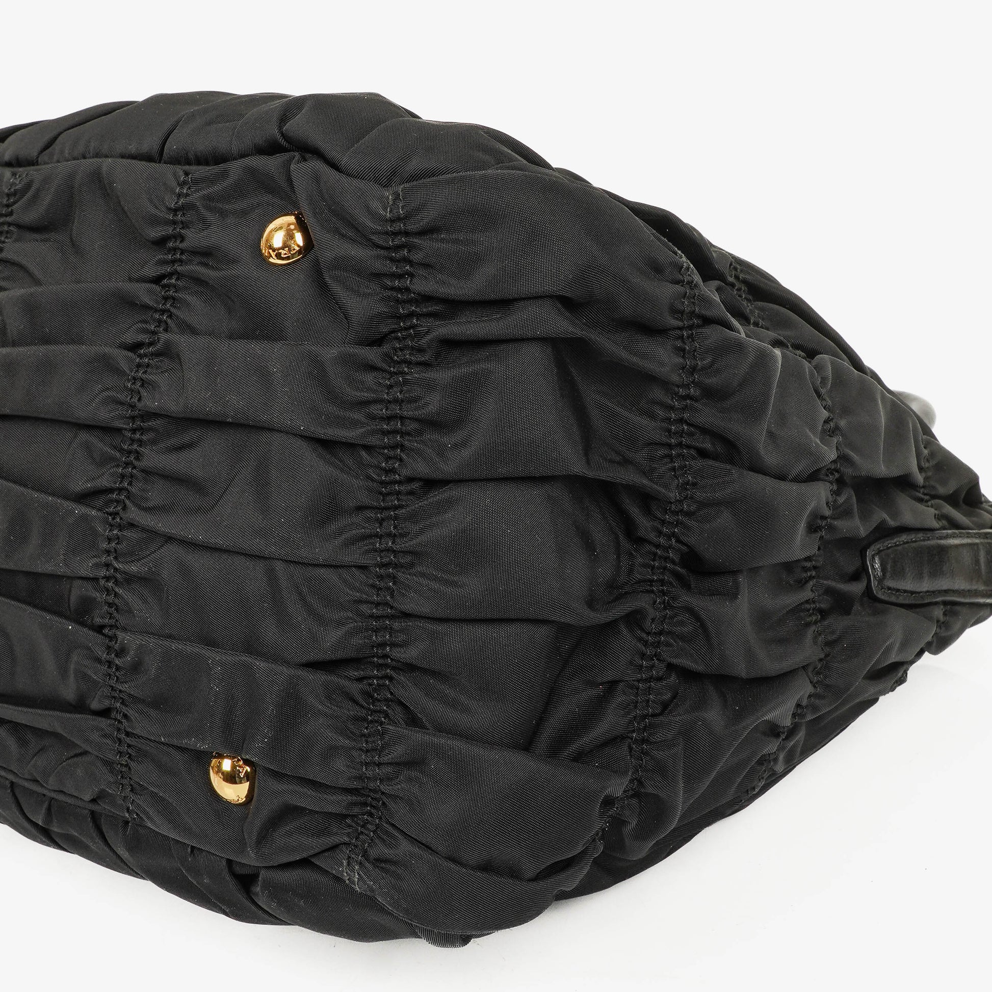Prada Tessuto Gaufre Tasche aus schwarzem Nylon