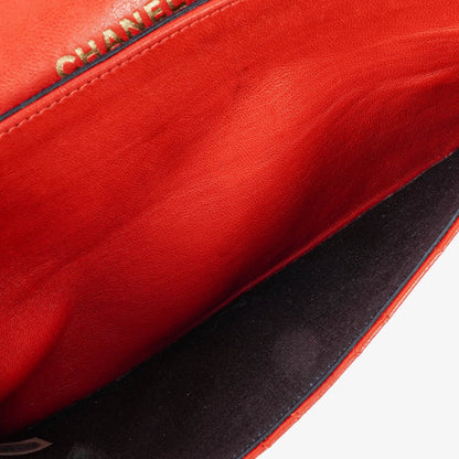 Chanel Vintage Classic Medium Double Flap Tasche aus rotem gestepptem Lammleder mit 24-karätig vergoldeter Hardware
