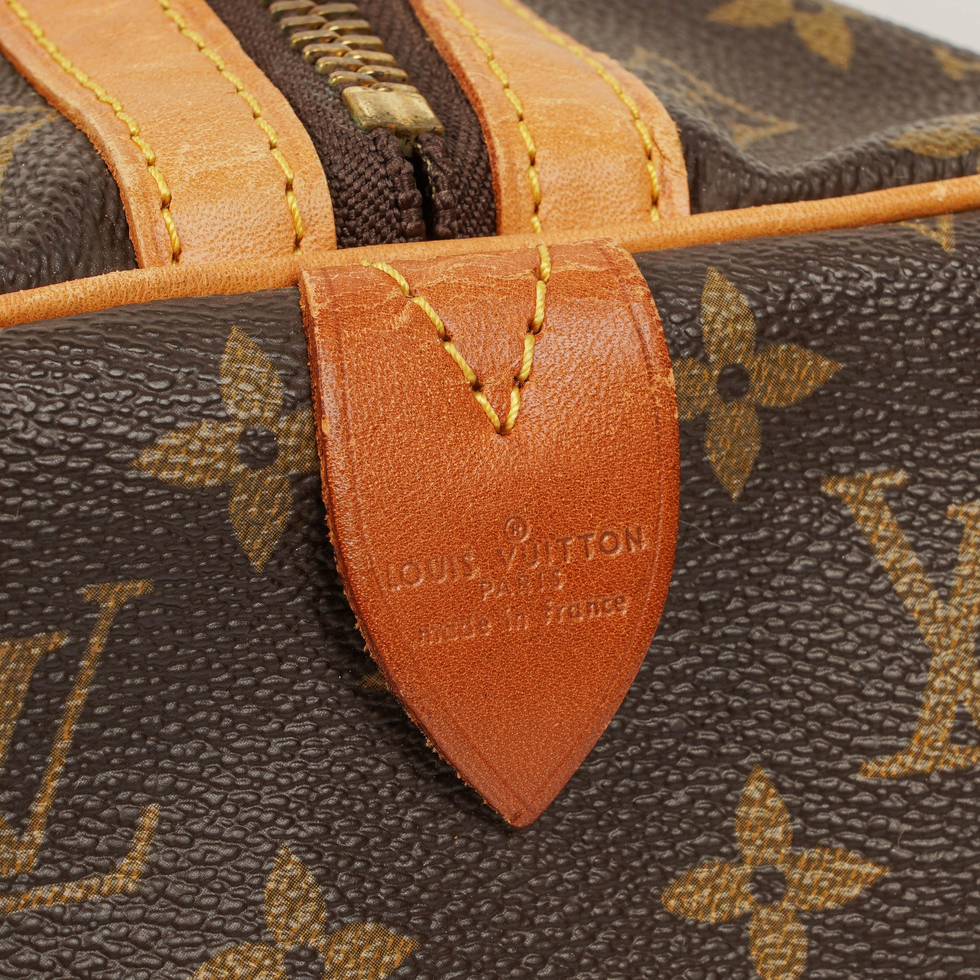 Louis Vuitton Sac Souple 35 Reisetasche aus Monogramm-Canvas