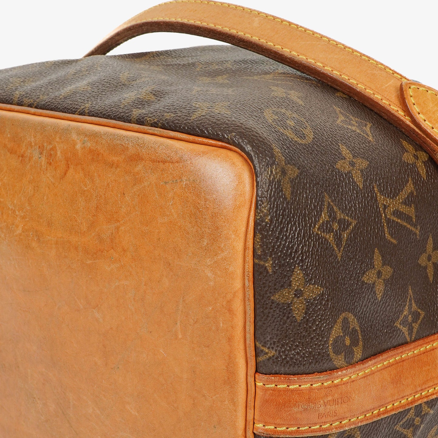 Louis Vuitton Petit Noe Schultertasche aus Monogramm-Canvas