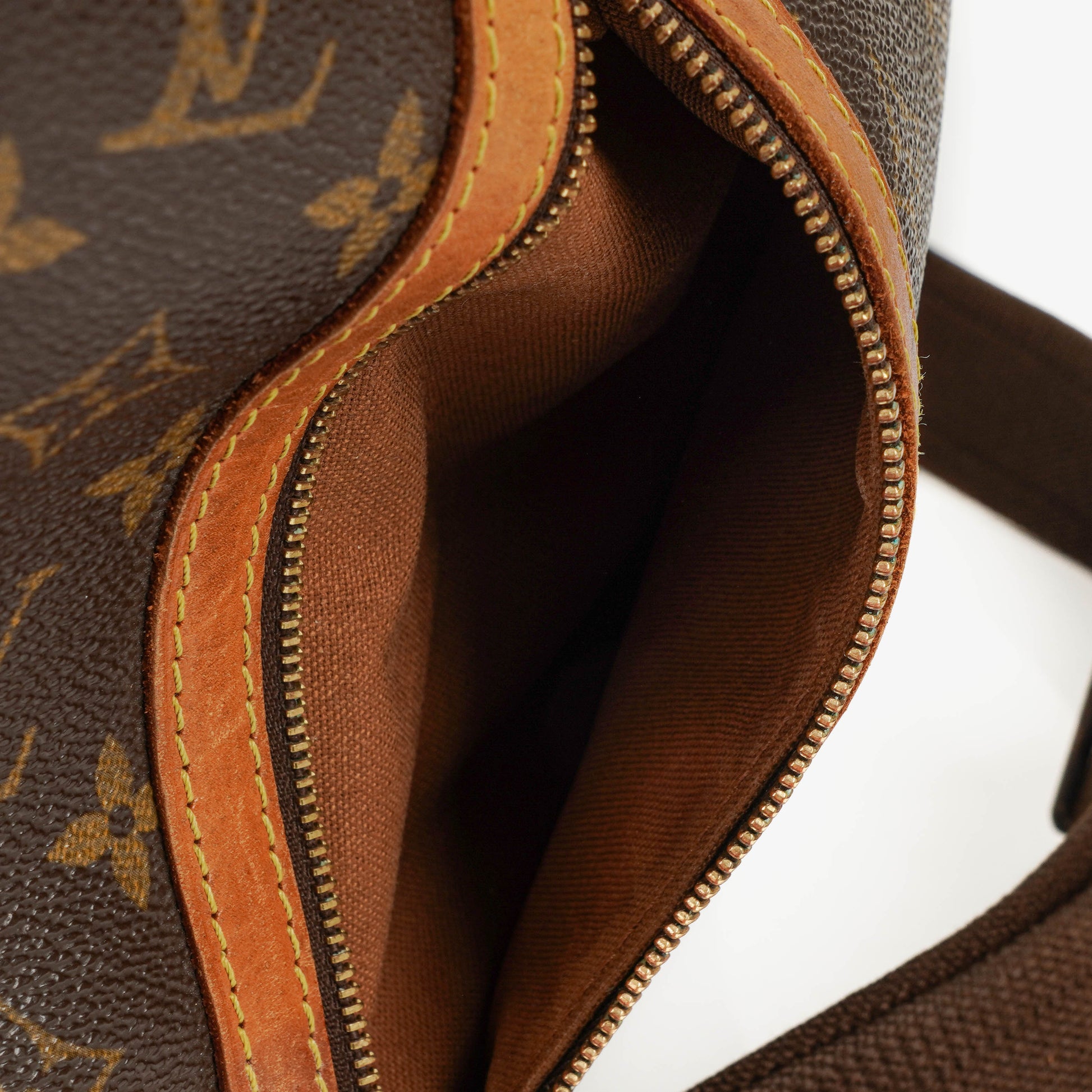 Louis Vuitton Sac Bosphore Aktentasche mit Monogramm