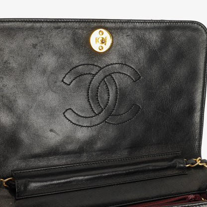 Chanel Classic Full Flap Tasche aus schwarzem gestepptem Leder mit 24K vergoldeten Beschlägen