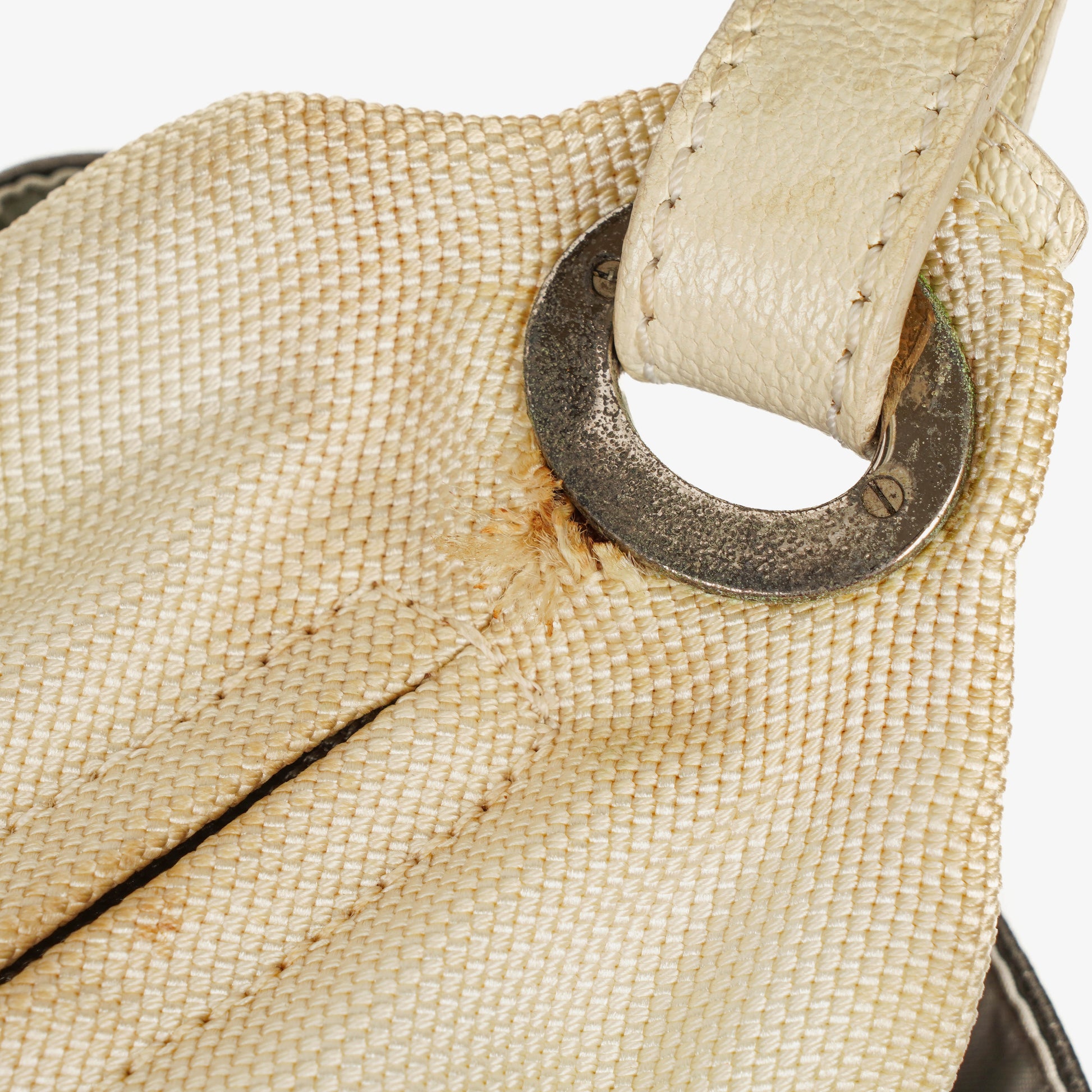 Chanel Paris-Biarritz Hobo Tasche in Silber und Creme