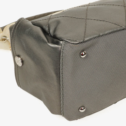 Chanel Paris-Biarritz Hobo Tasche in Silber und Creme